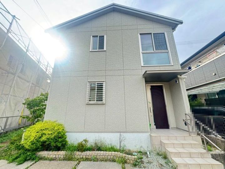 大阪府池田市緑丘2丁目(一戸建)の賃貸物件の外観