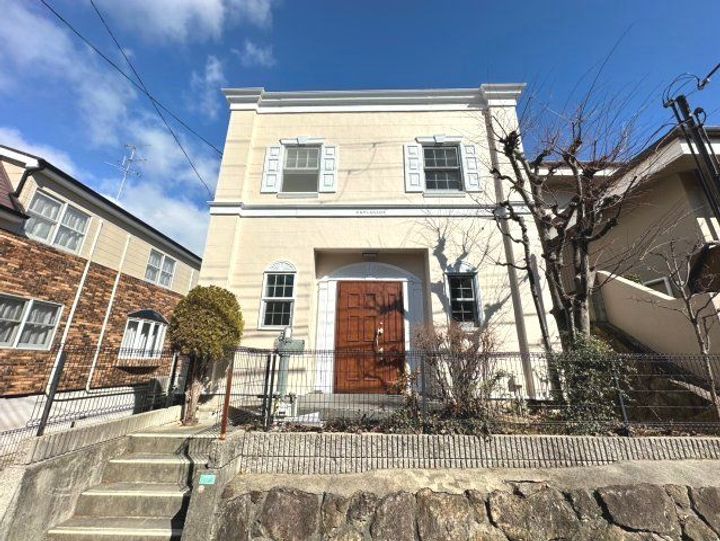 大阪府豊中市緑丘3丁目(一戸建)の賃貸物件の外観