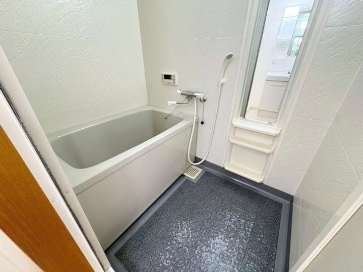 ユニライフ刀根山の風呂