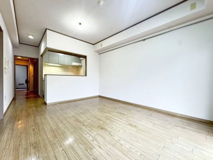 パークハイツアイリス 1号館の居間