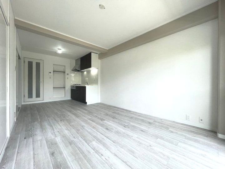 ヴィラみどりの居間