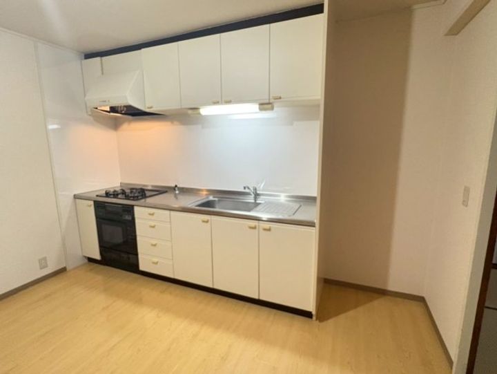 高塚苑のキッチン