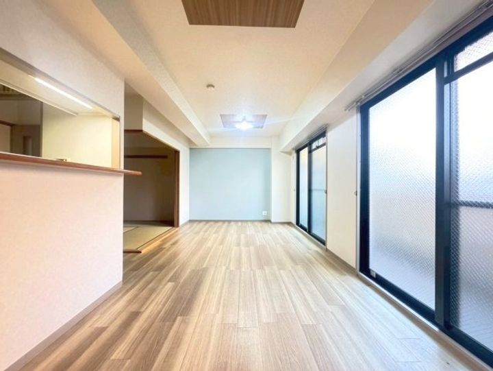 アルティジアレジデンス緑地の居間