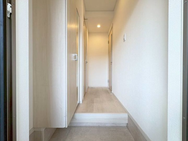 メゾンフローリッシュの玄関