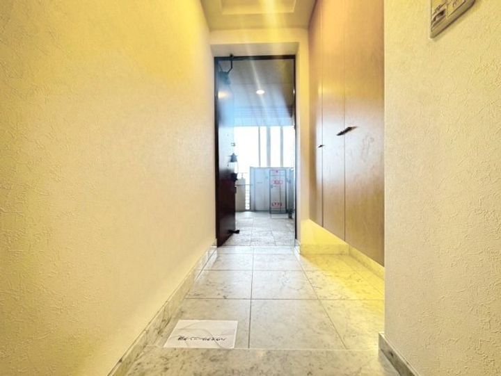 Brillia豊中南桜塚レジデンスの玄関