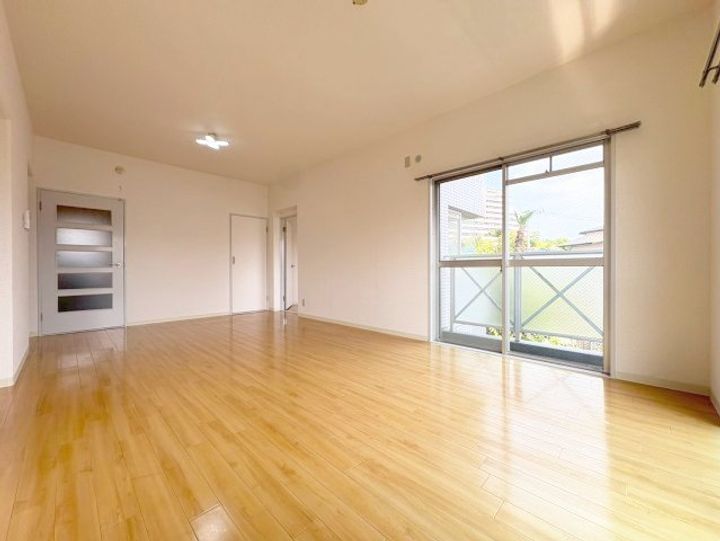 グレイスマンションの居間