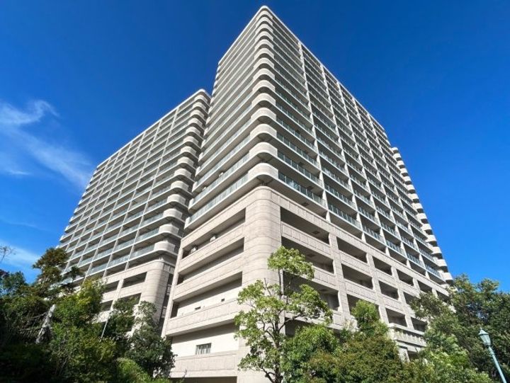 リバーガーデン千里中央あかり絵のみちの外観