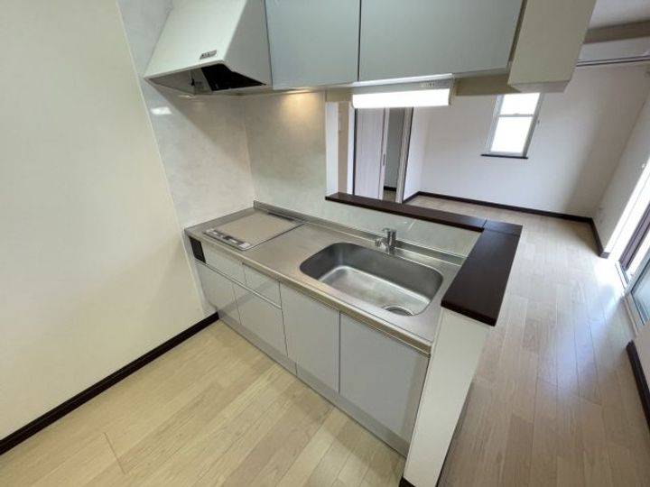 兵庫県神戸市灘区岩屋中町1丁目(アパート)の賃貸物件のキッチン