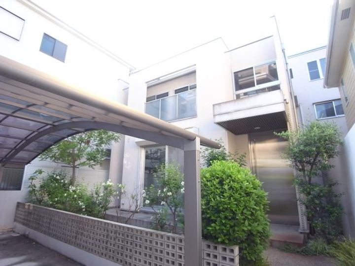 兵庫県芦屋市大原町(一戸建)の賃貸物件の外観