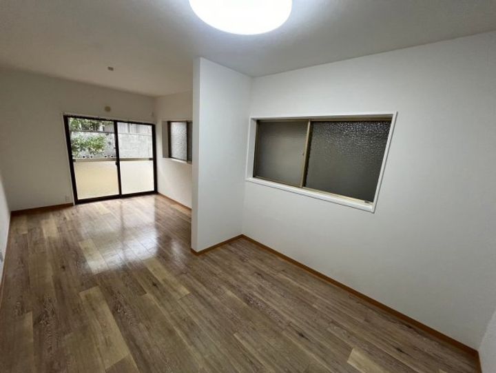 兵庫県芦屋市松ノ内町(一戸建)の賃貸物件の居間