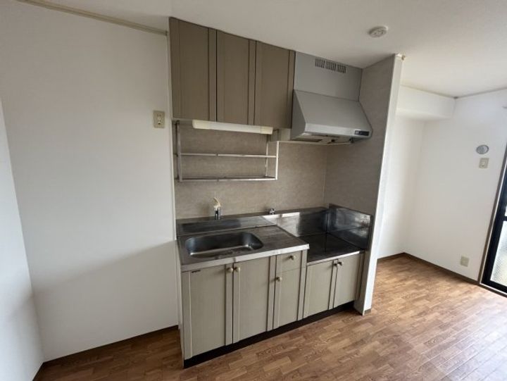 エクセルハイツ桃山のキッチン