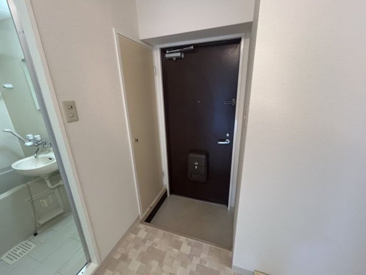 ハイツ天翔の玄関