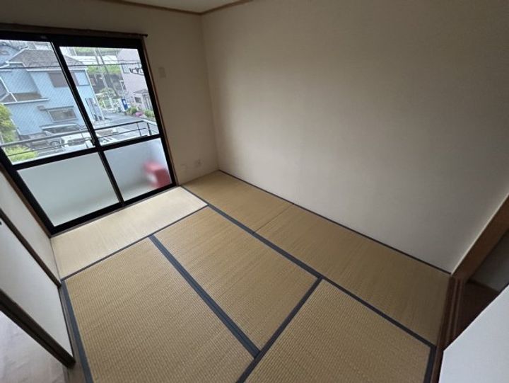 フローラルコートの内装