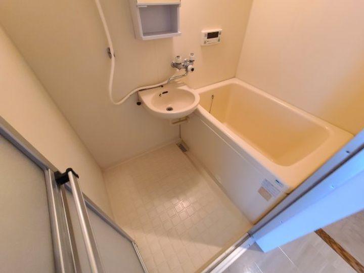 メゾンフレールの風呂