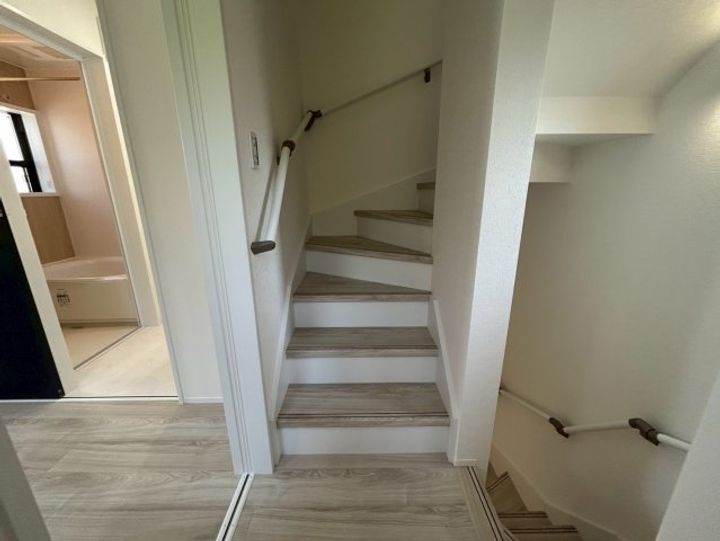 アリビア旭が丘102の内装