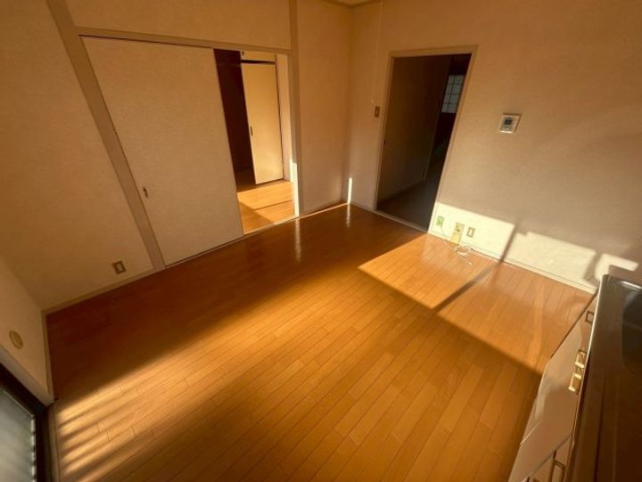 ドリーム寺池の居間