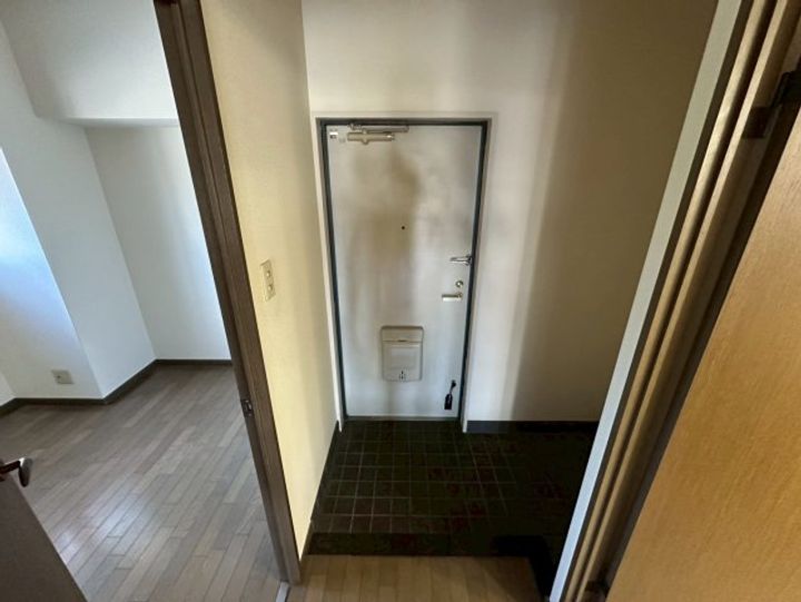 パレ清水が丘の玄関