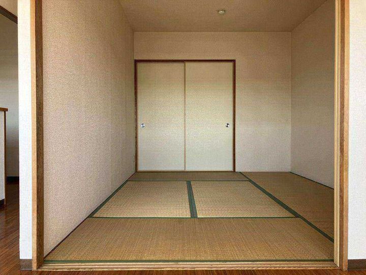 ヴェルドミールステラの内装