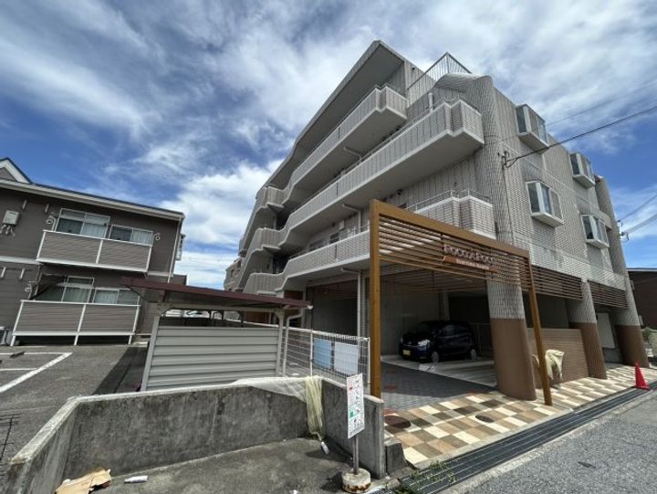 ポコアポコ住吉メゾンの外観