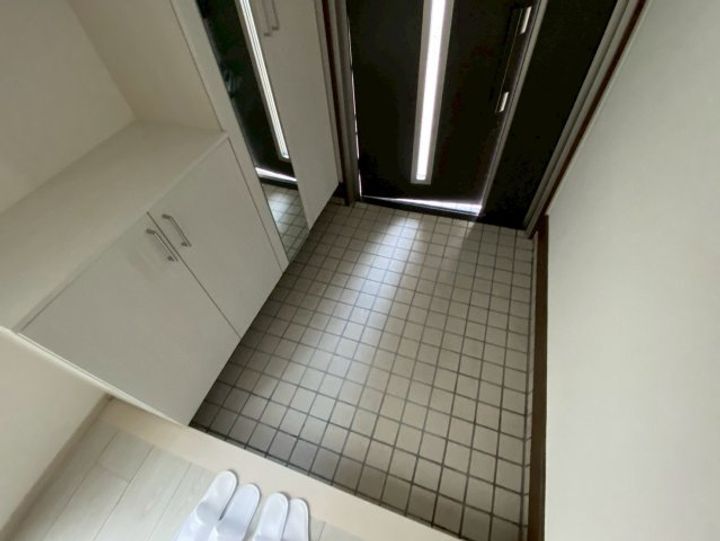 兵庫県神戸市東灘区森南町1丁目(一戸建)の賃貸物件の玄関