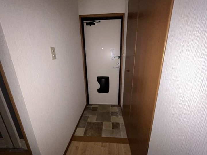 ジュネスの玄関