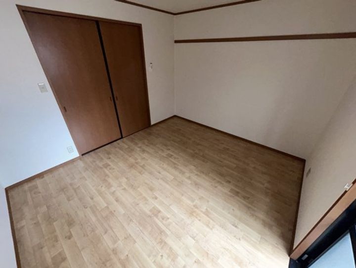 ジュネスの居間