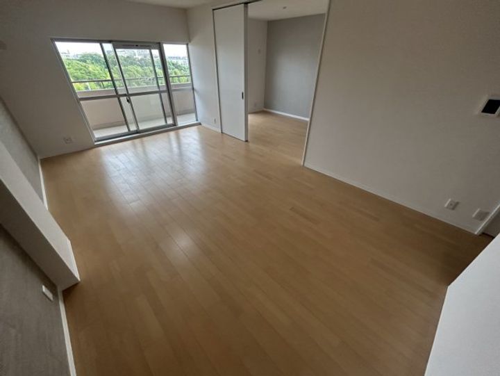 ネオハイツ垂水の居間