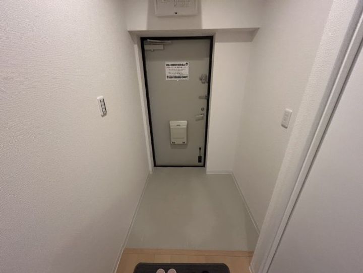 ネオハイツ垂水の玄関