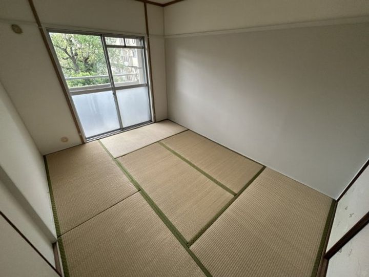 明石貴崎鉄筋住宅5号棟の内装