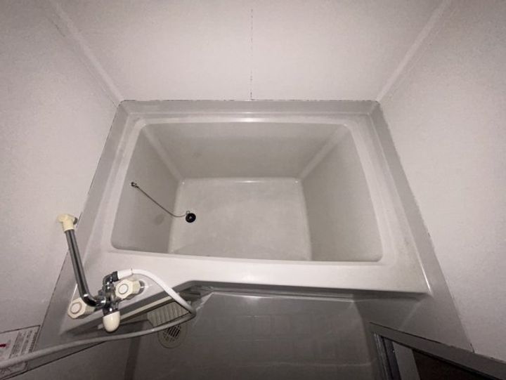 グリーンシャトレⅠ102の風呂