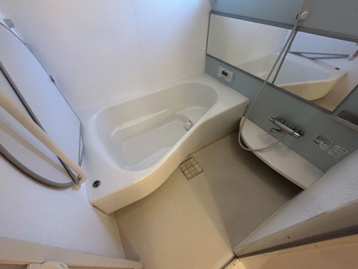 シャルマンハイムA棟の風呂