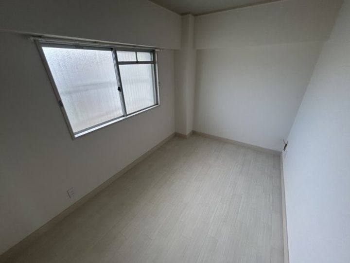 落合ハイツA棟の居間