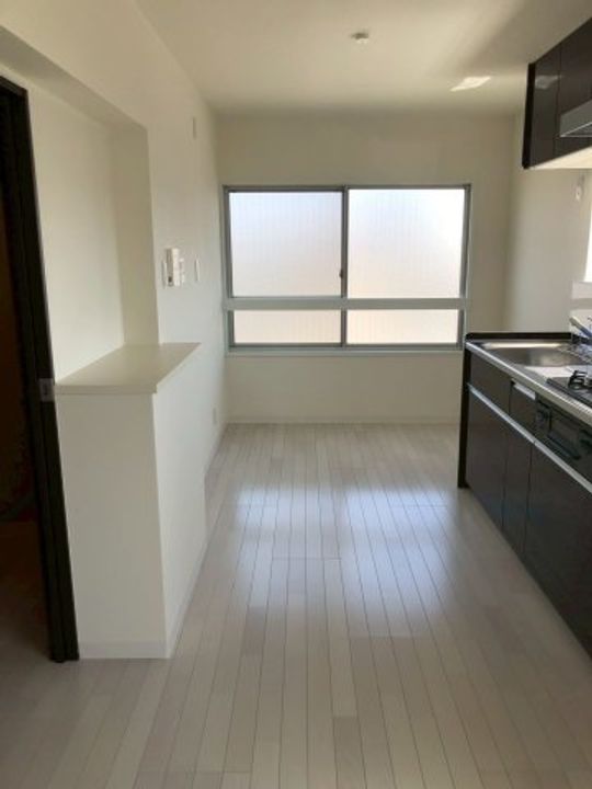 ラムール大久保の居間