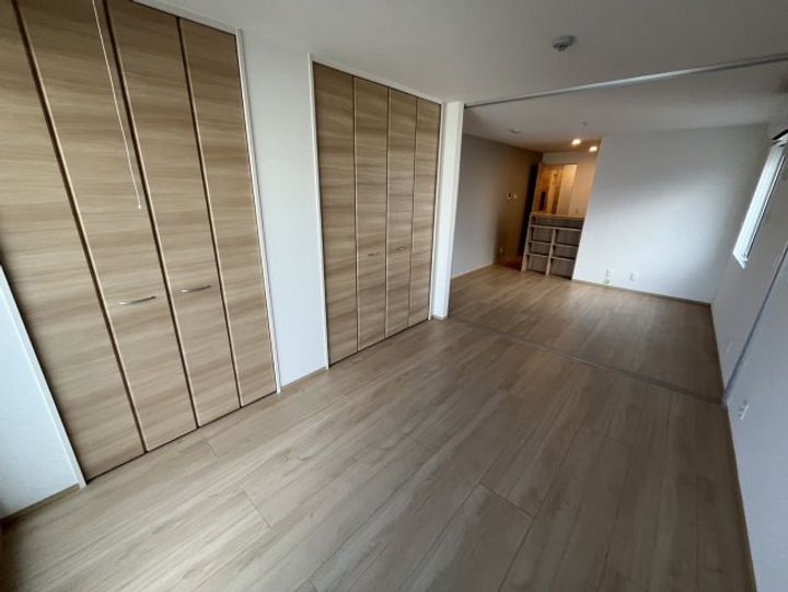 エムライズ材木町の内装