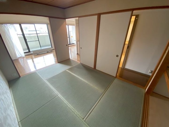 本山アーバンライフ503の内装