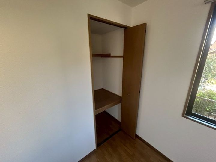 ヴェルドミールのその他画像