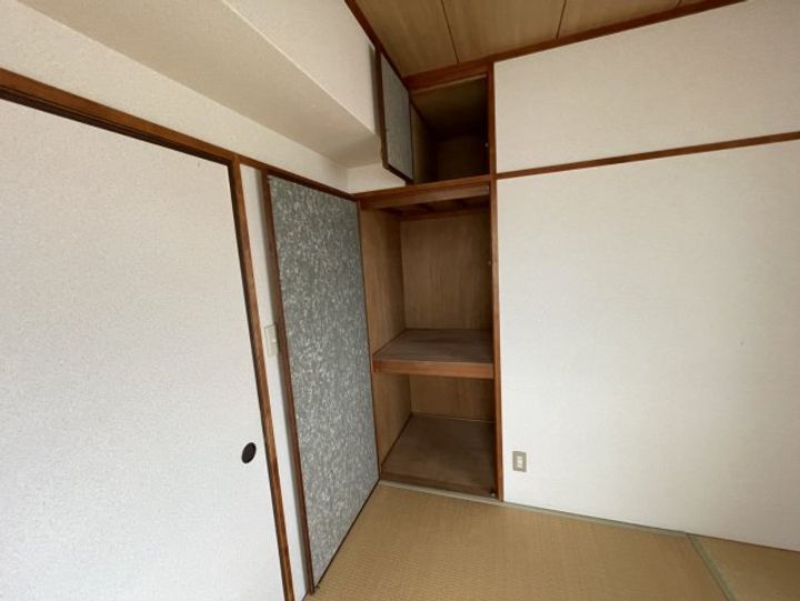 アビタシオン中崎の内装