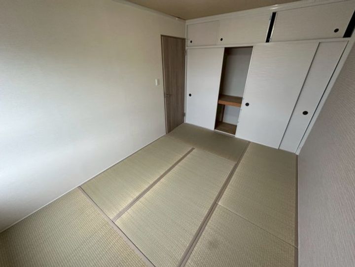 アステム芦屋2-1住棟の内装