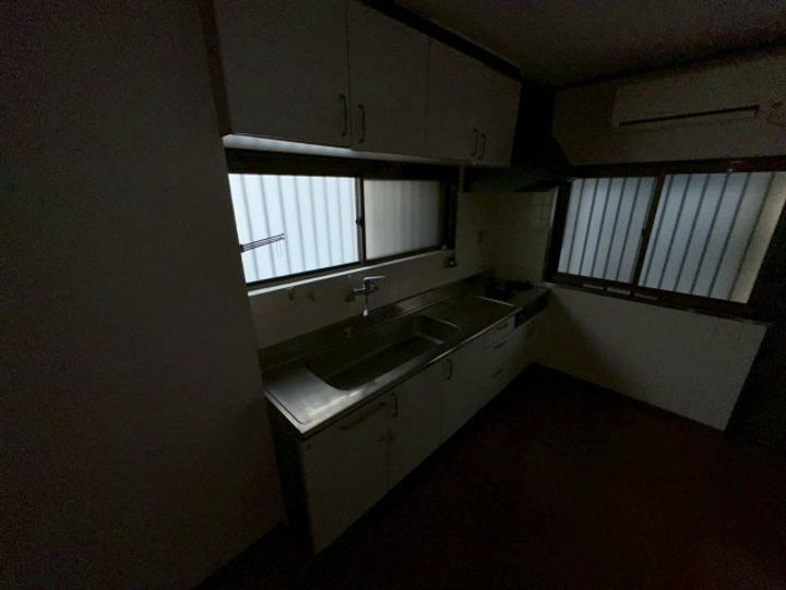 兵庫県神戸市灘区岩屋中町1丁目(一戸建)の賃貸物件のキッチン