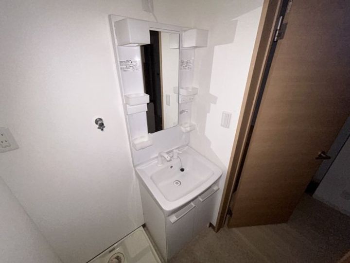 Lapisのその他画像