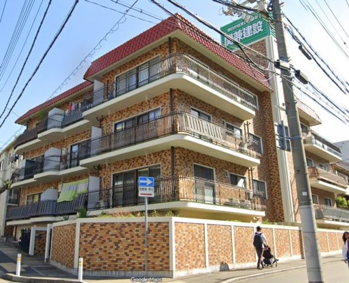 グリーンハイツ六甲の外観