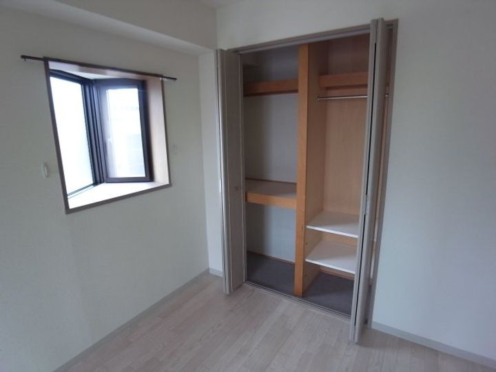 プラスワン芦屋の内装