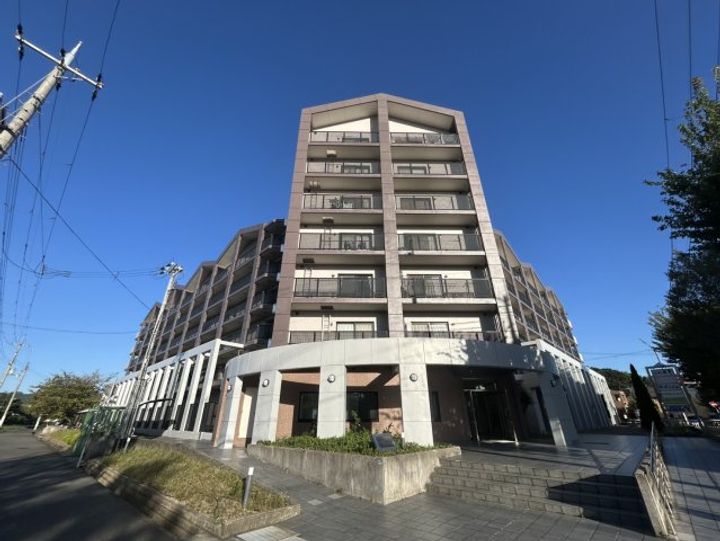 ルームズ学園北町の外観