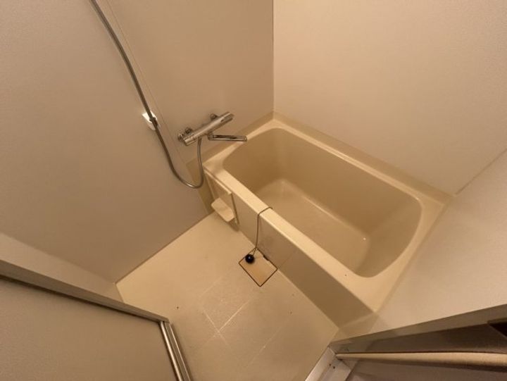 ルームズ学園北町の風呂