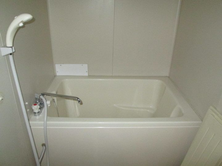 エステートパイン205の風呂