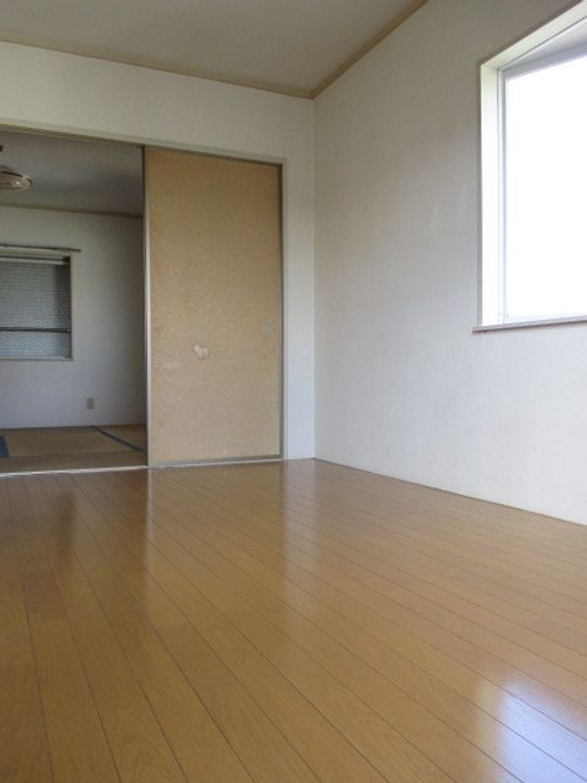 緑の森ハイツA202の居間