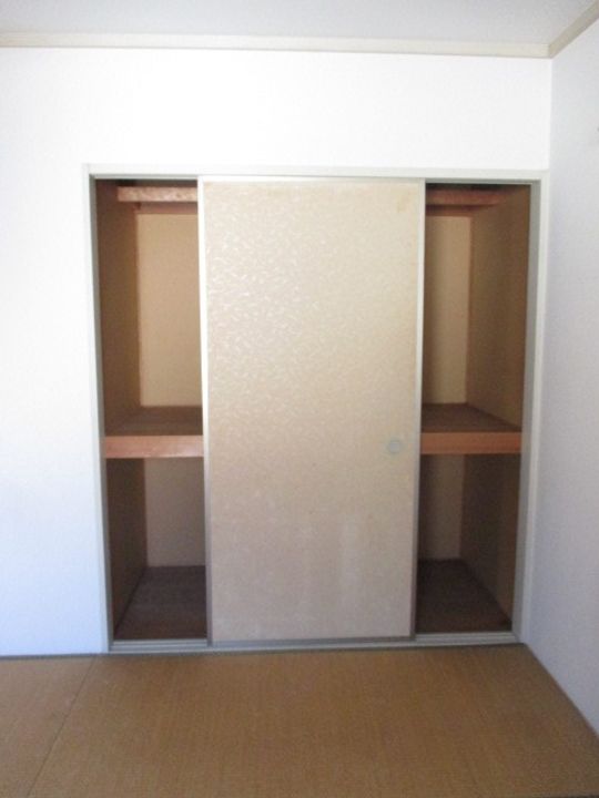 緑の森ハイツA202の内装