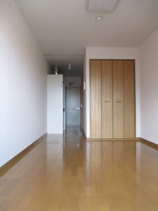メゾンラベンダー16303の居間