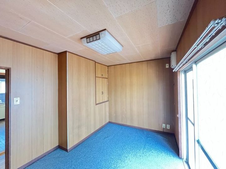 十日市中町ハイツの居間