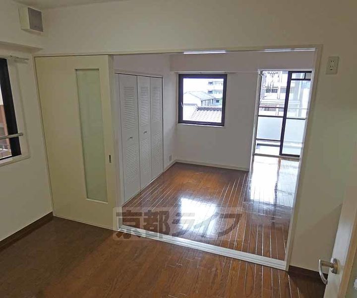 ライオンズマンション四条堀川第2803の居間